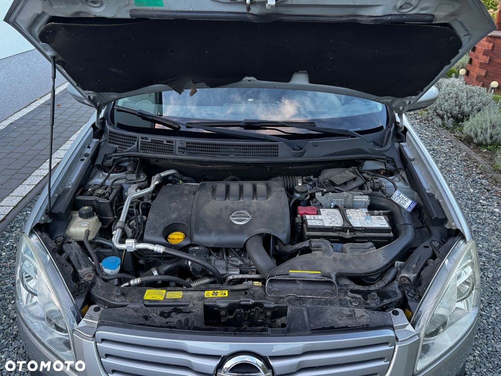 Nissan Qashqai+2 2.0 dCi DPF acenta - 17
