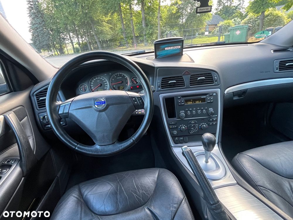 Volvo S60 2.4 Momentum - 6