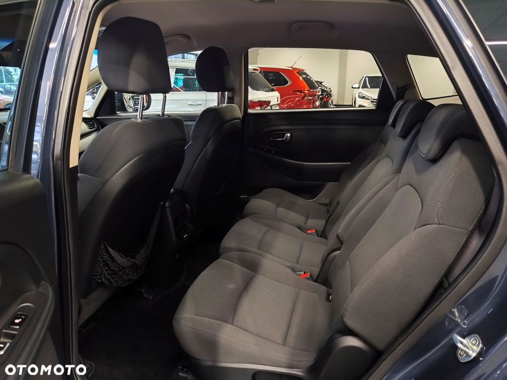 Kia Carens 1.6 GDI ISG Vision - 8