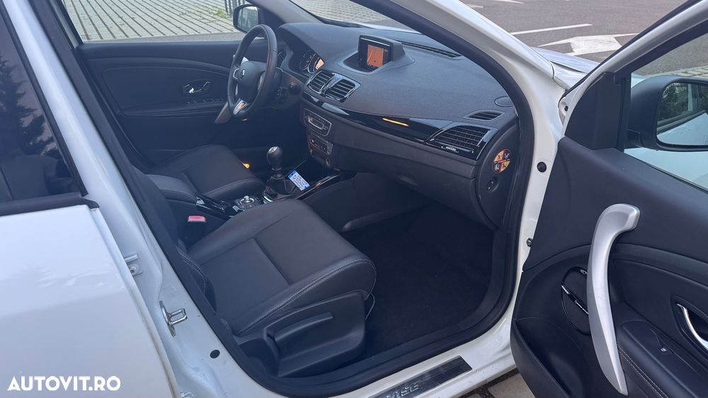 Renault Clio Energy dCi 110 Bose Edition - 10