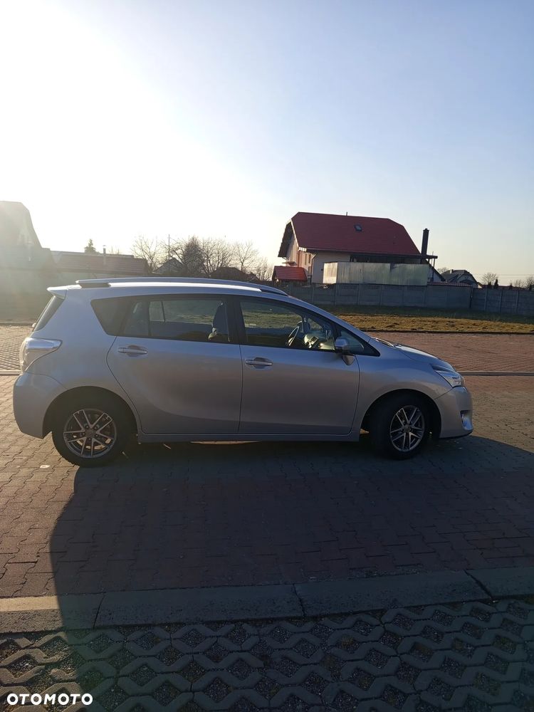 Toyota Verso 1.6 D-4D Active - 6