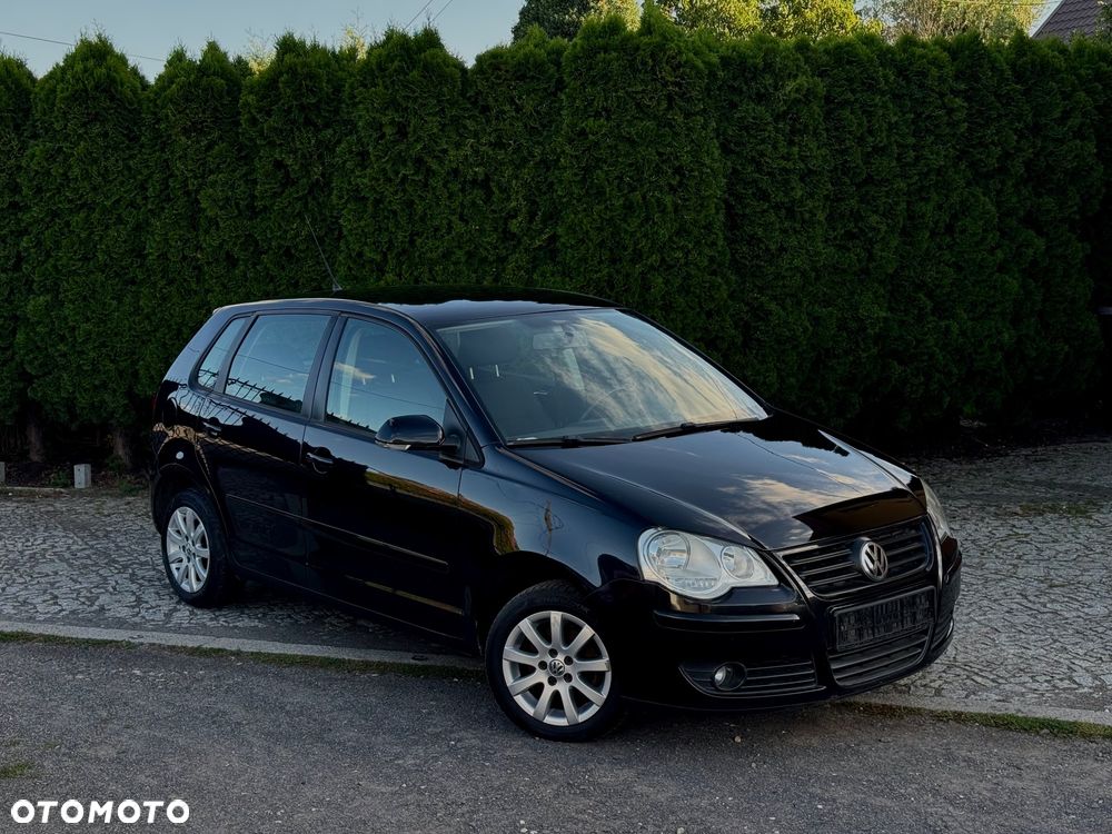 Volkswagen Polo - 1