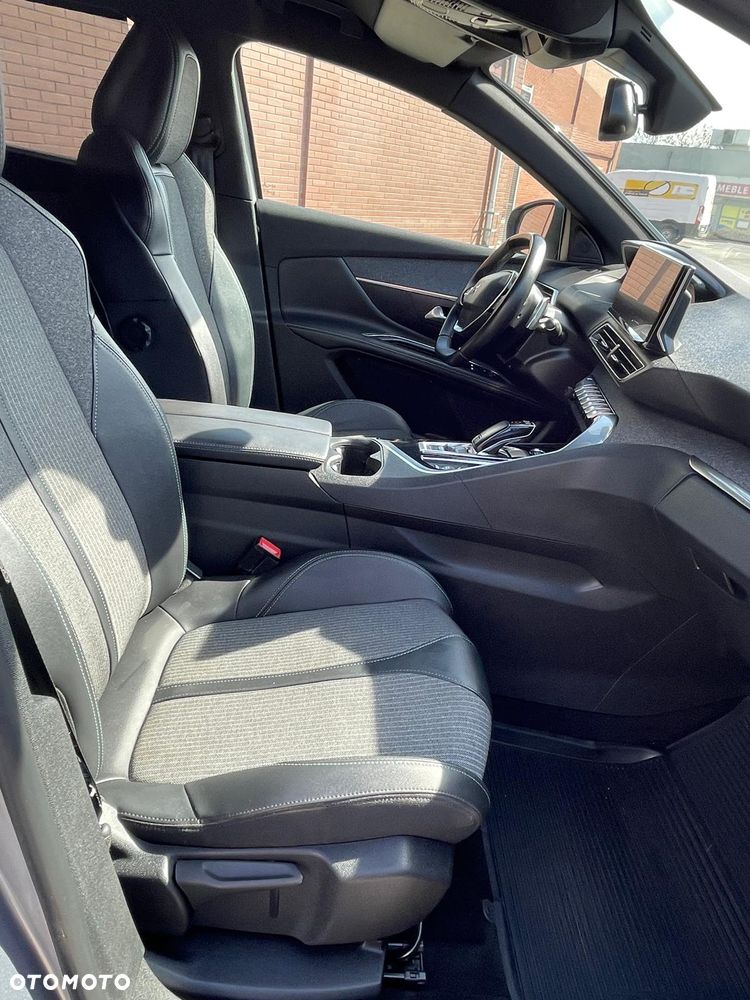 Peugeot 5008 BlueHDi 130 EAT8 Allure - 2