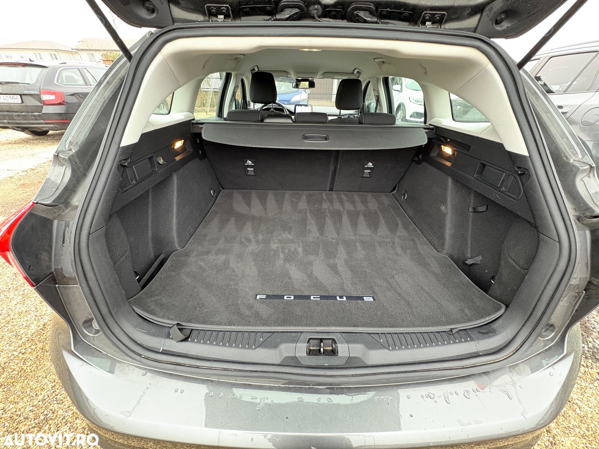 Ford Focus - 26