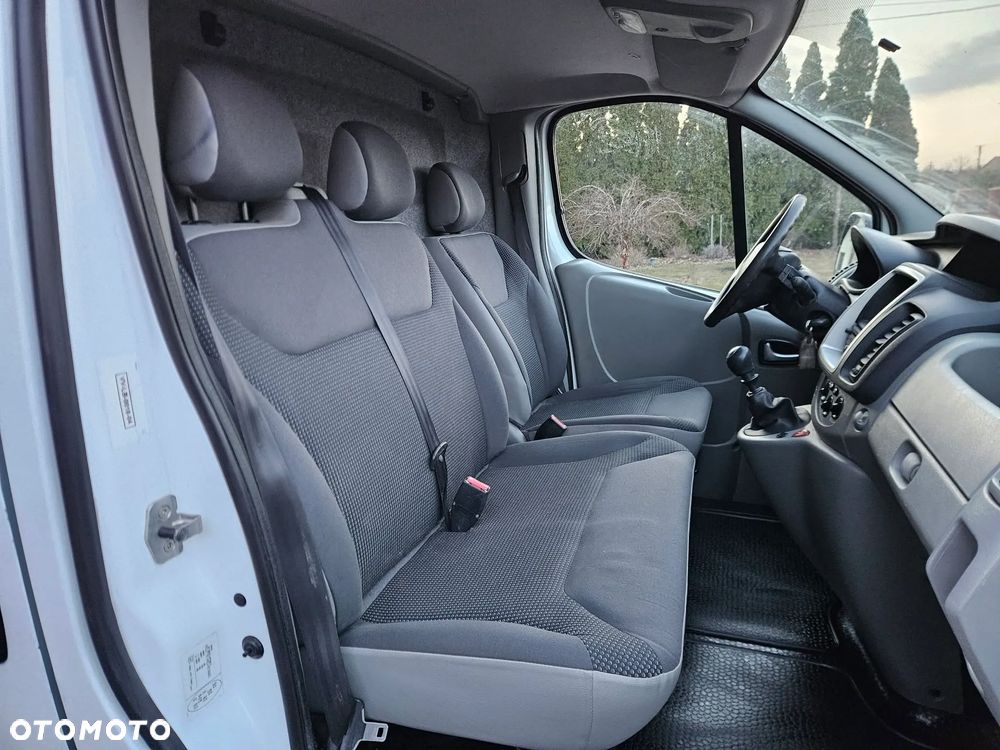 Renault Trafic - 10