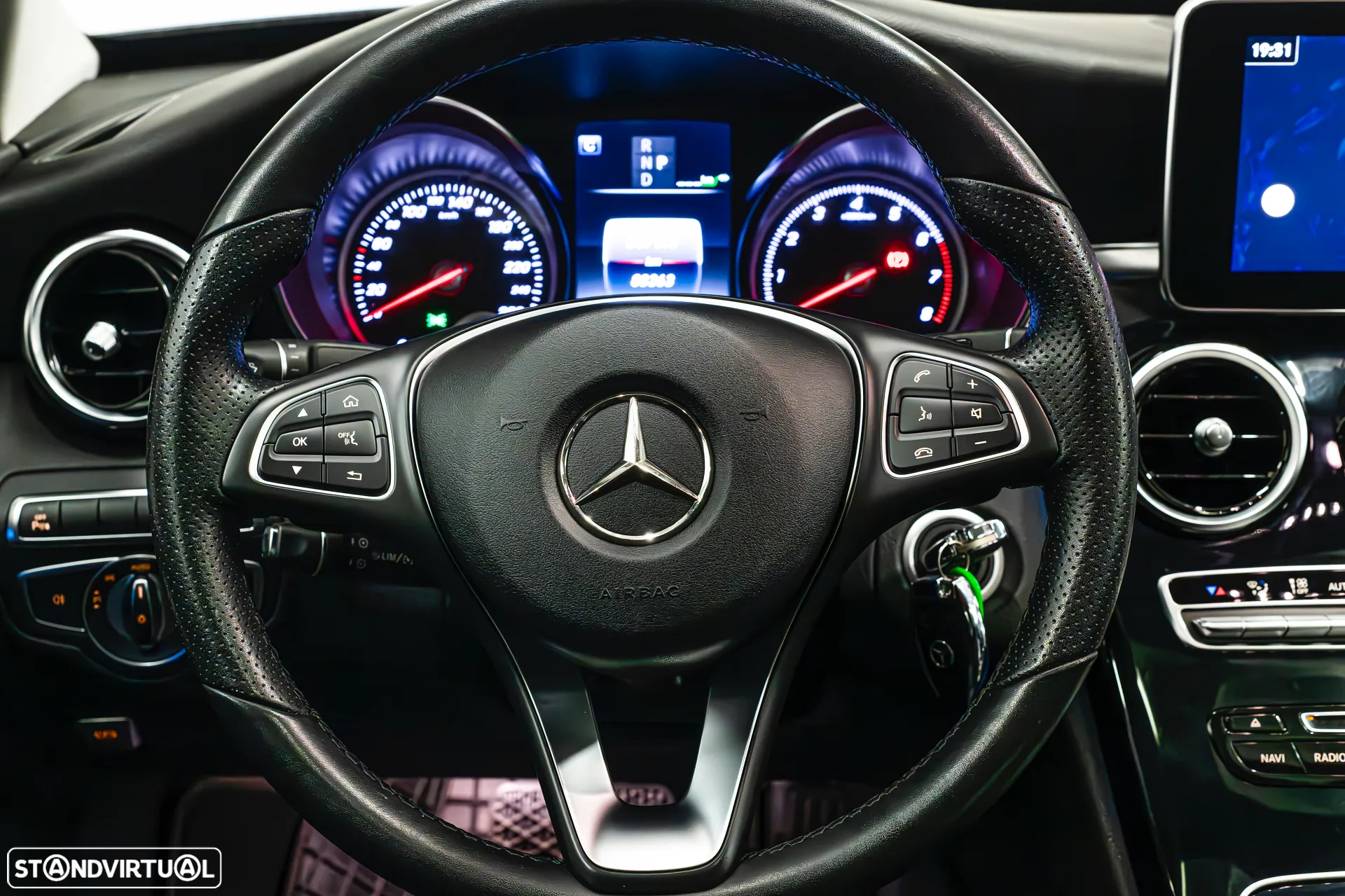 Mercedes-Benz C 350 e - 17