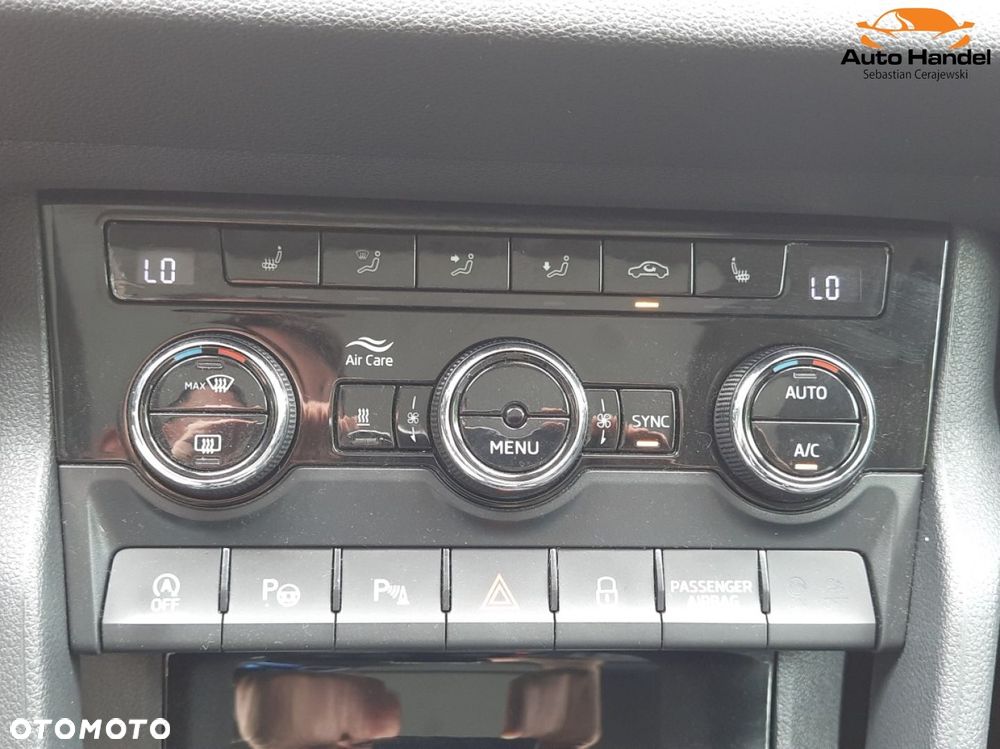 Skoda Karoq 2.0 TDI SCR 4x4 DSG Sportline - 40