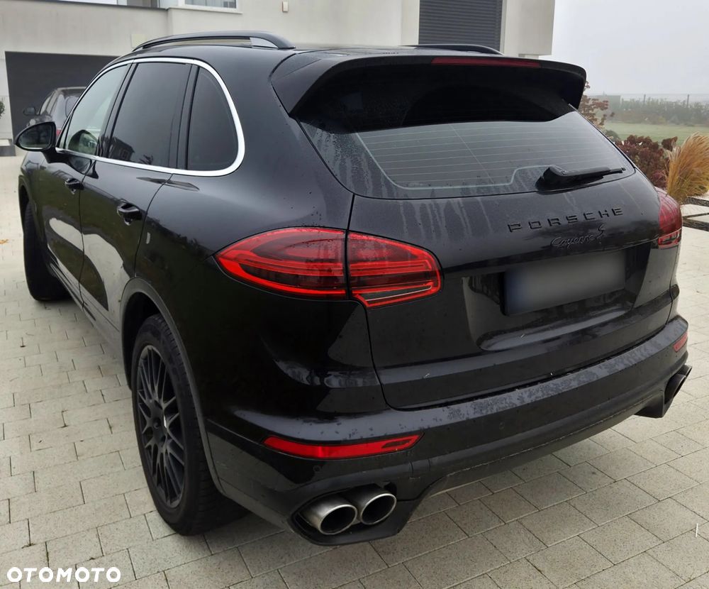 Porsche Cayenne - 5