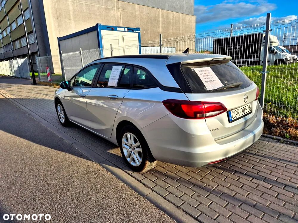 Opel Astra 1.6 CDTI Enjoy - 3
