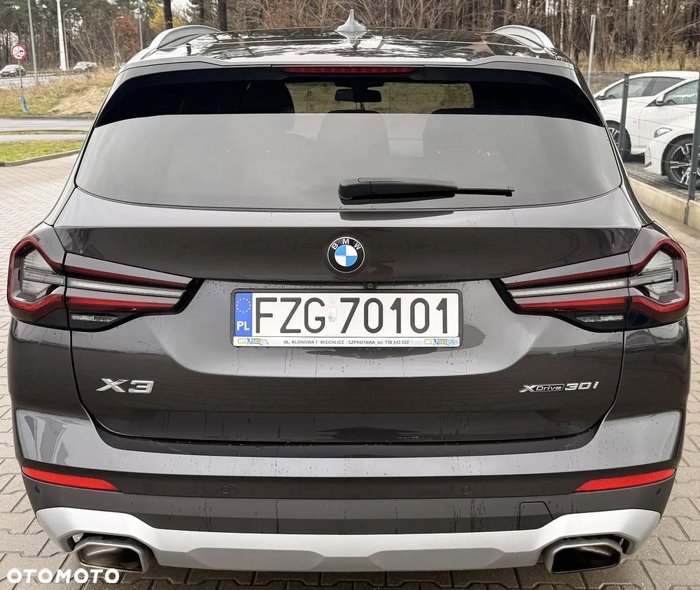 BMW X3 xDrive30i mHEV - 12