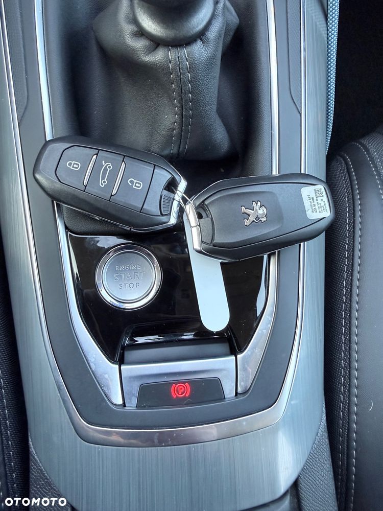 Peugeot 308 1.2 PureTech GPF Allure Pack S&S - 28