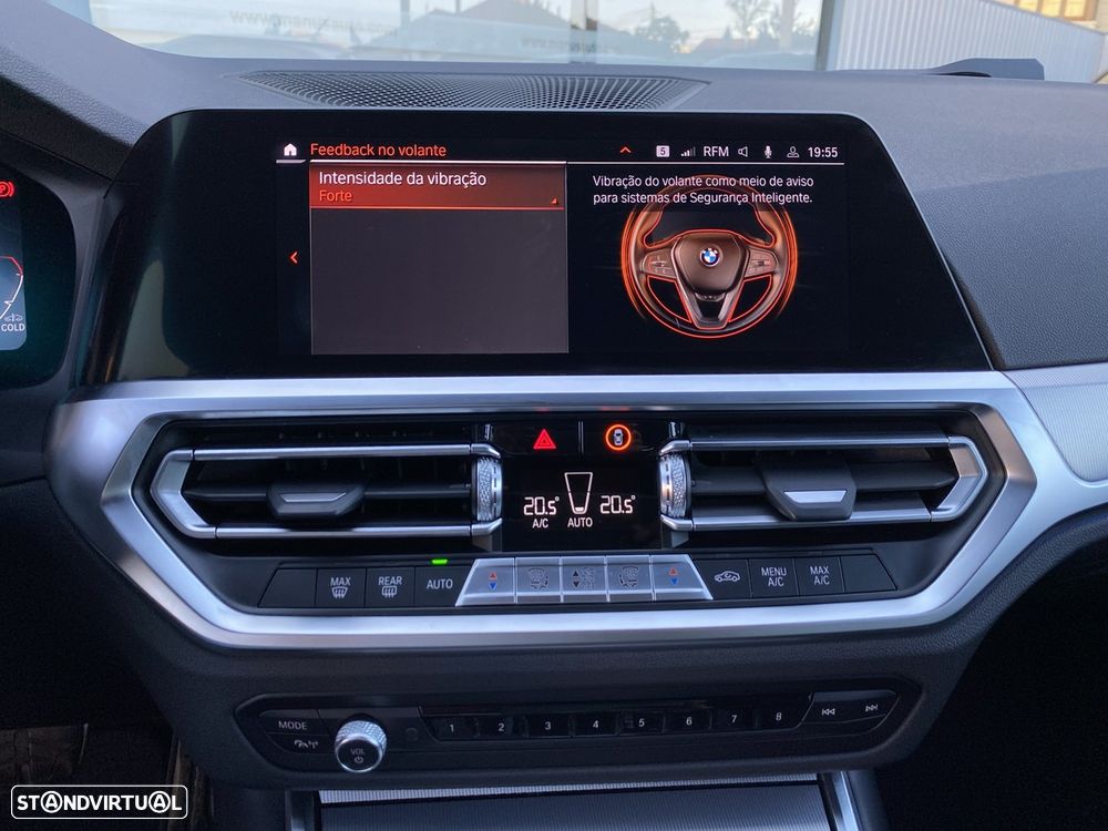 BMW 318 d Pack Desportivo M Auto - 31
