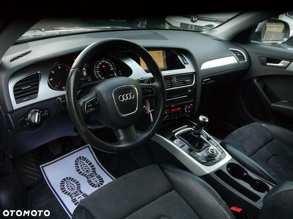 Audi A4 Allroad 2.0 TDI Quattro - 29