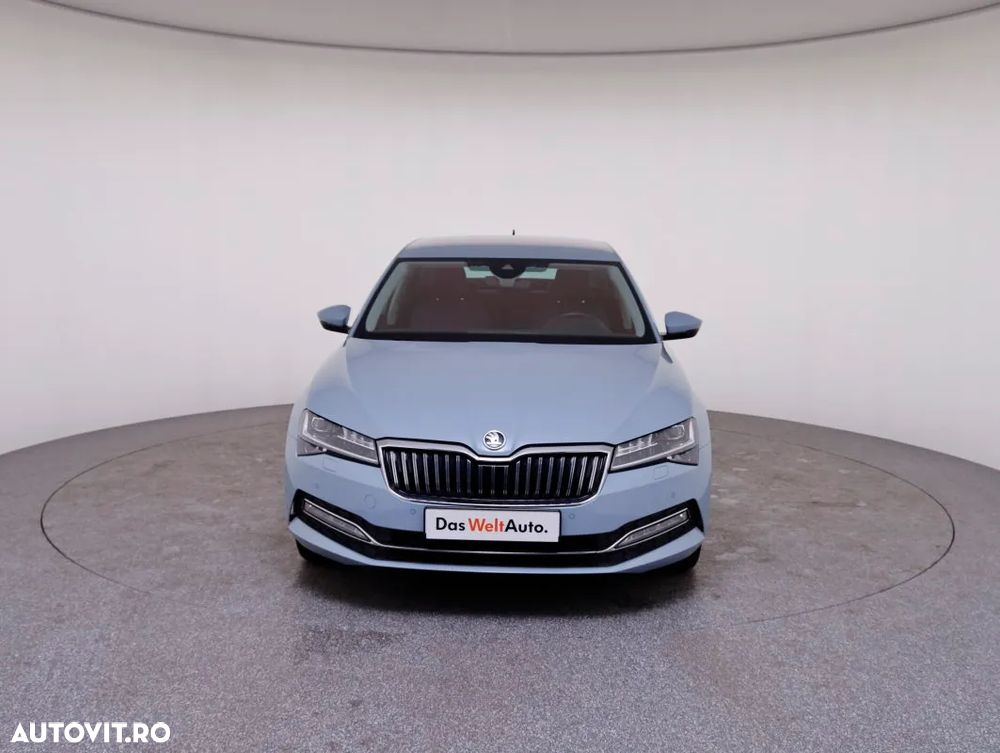Skoda Superb 2.0 TDI DSG Style - 8