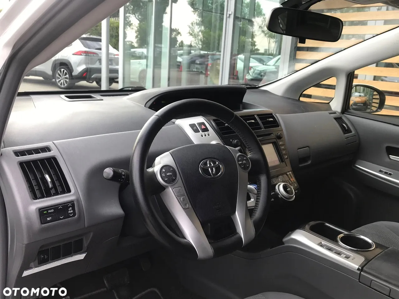 Toyota Prius+ 1.8 HSD Premium - 36