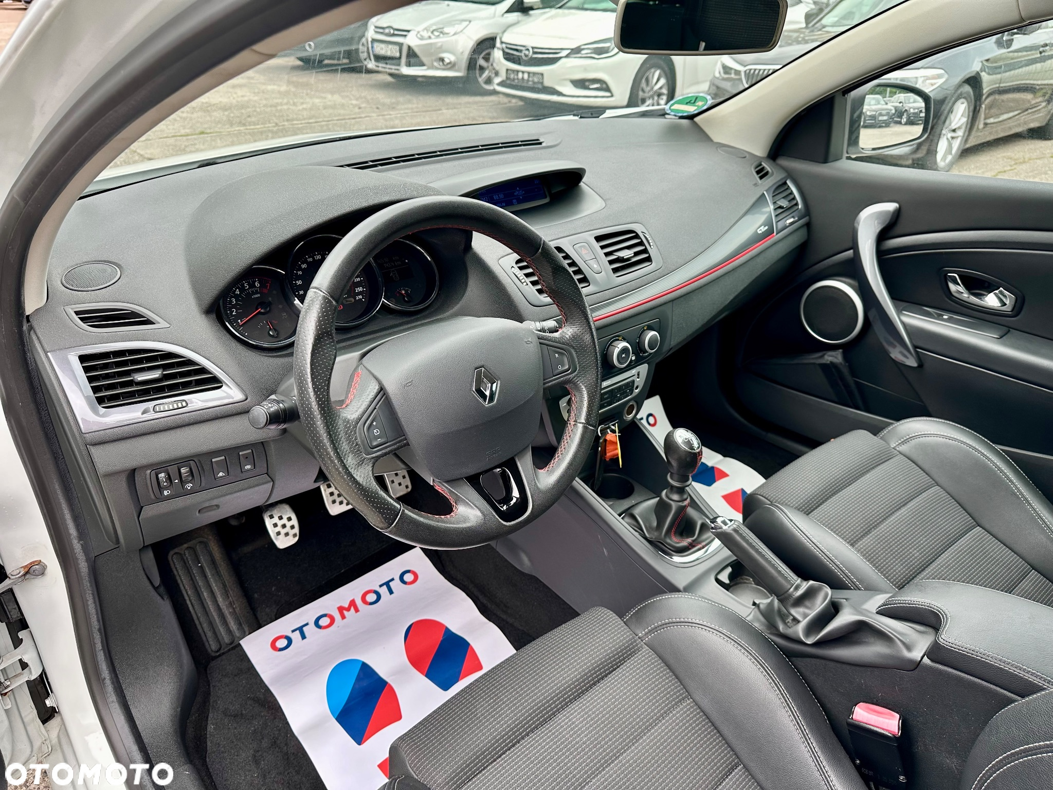 Renault Megane - 12