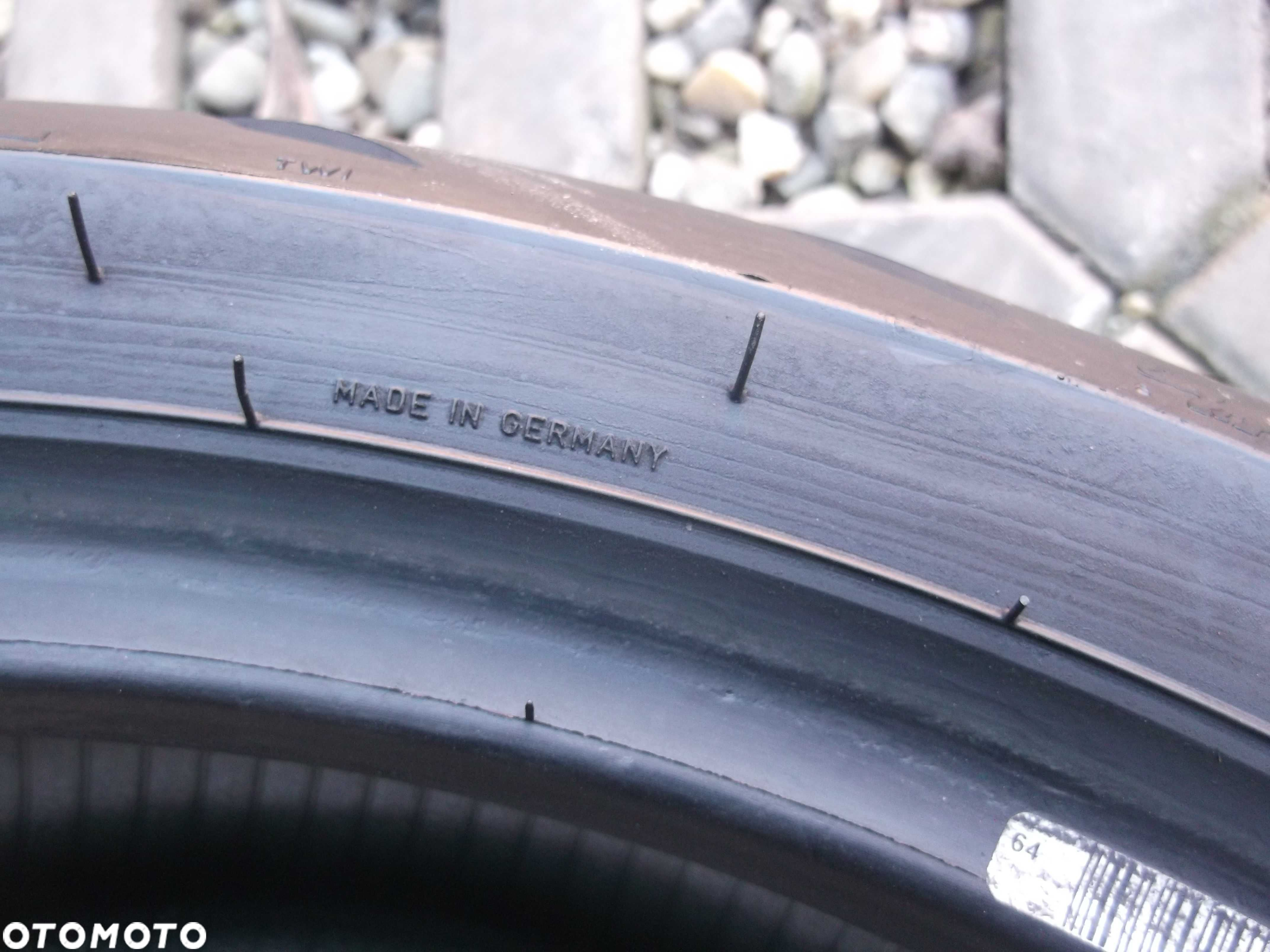 opona 190/50ZR17	73W Metzeler Roadtec 01 dot4516 3,6mm - 8