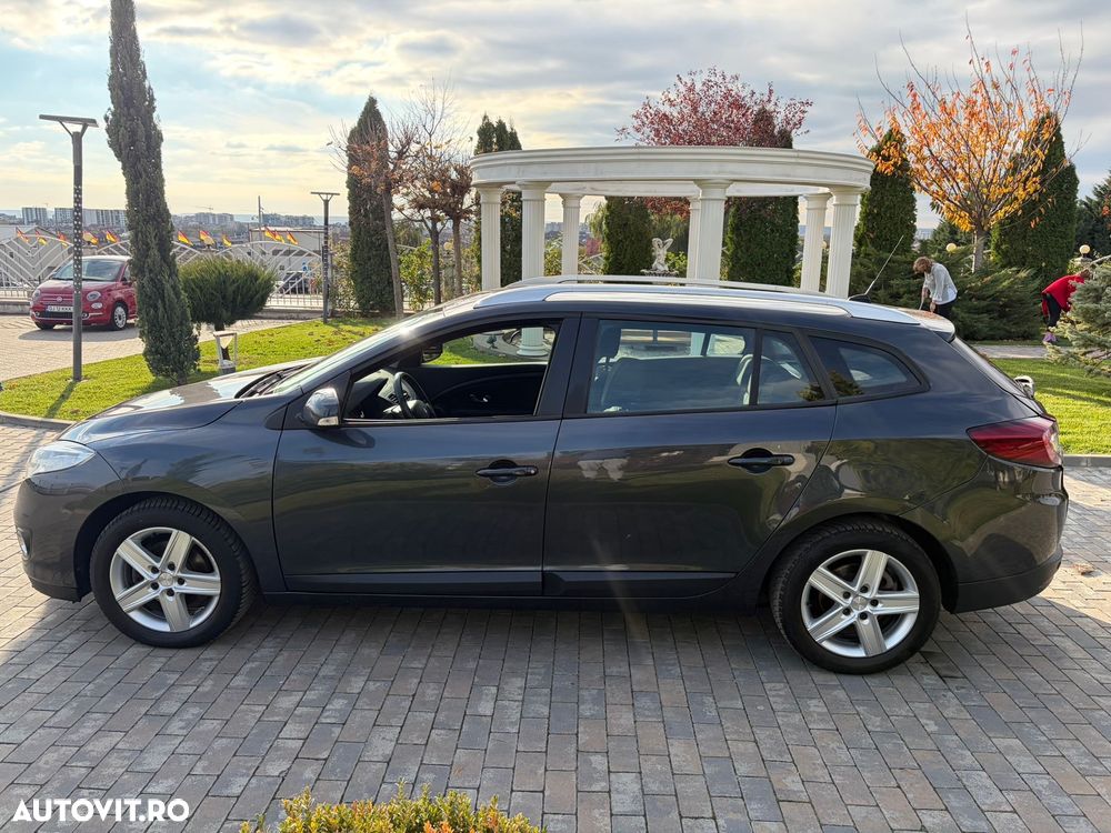Renault Megane ver-1-5-dci-dynamique-aut- - 9