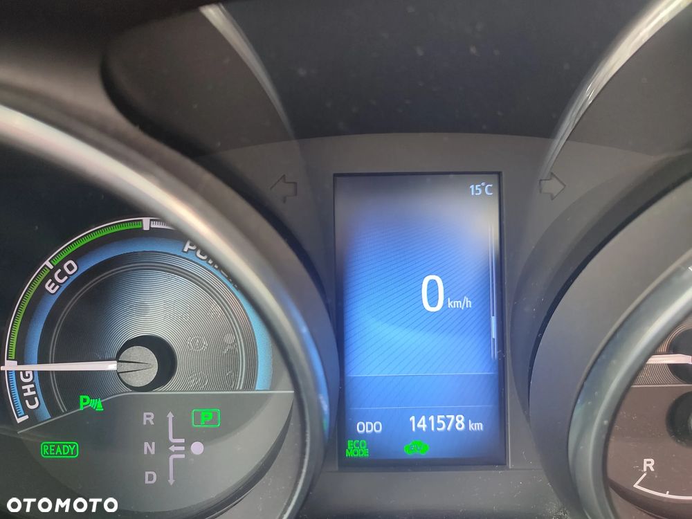 Toyota Auris Hybrid 135 Prestige - 17