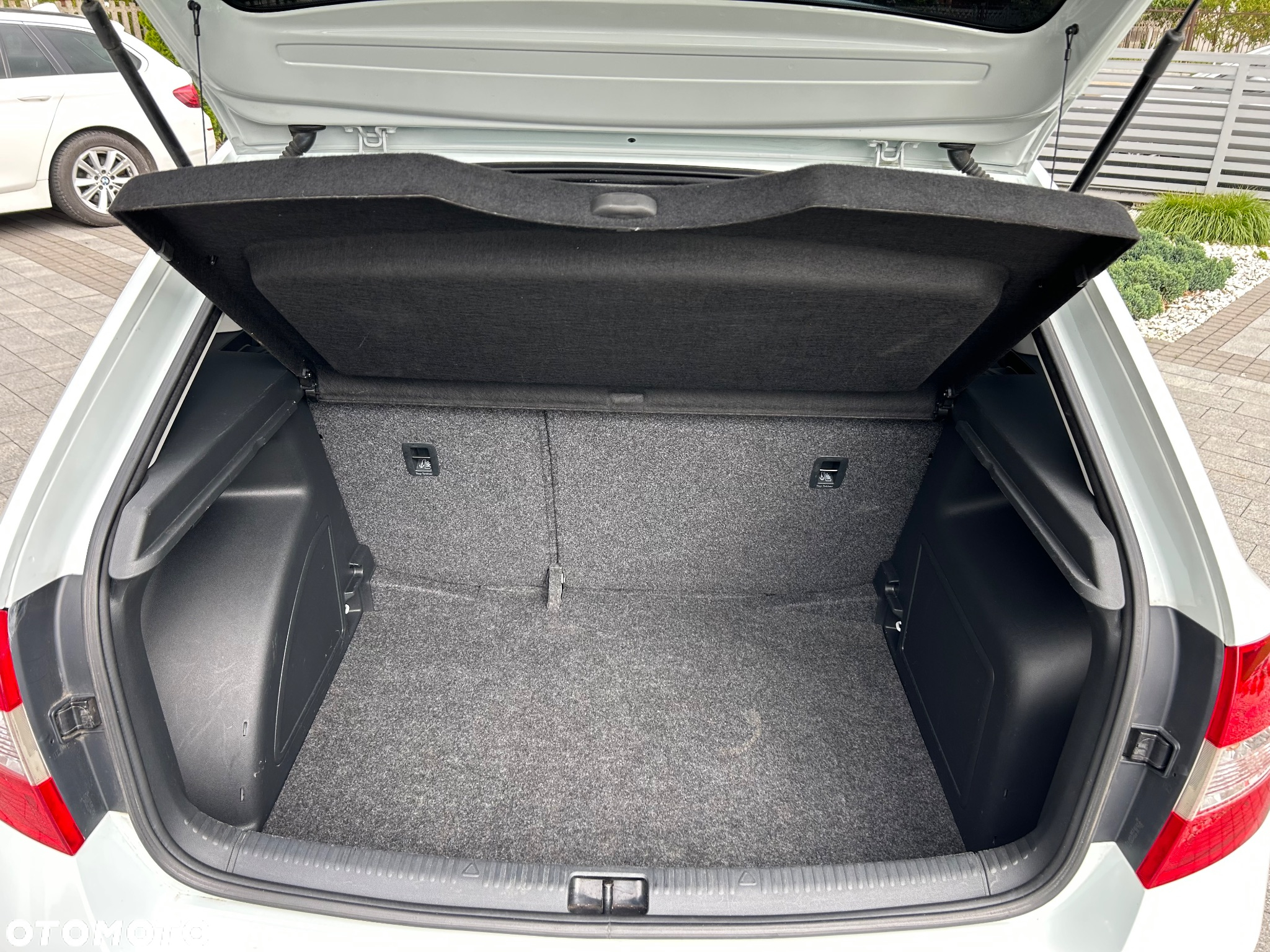 Skoda RAPID Spaceback 1.2 TSI (Green tec) Active - 13
