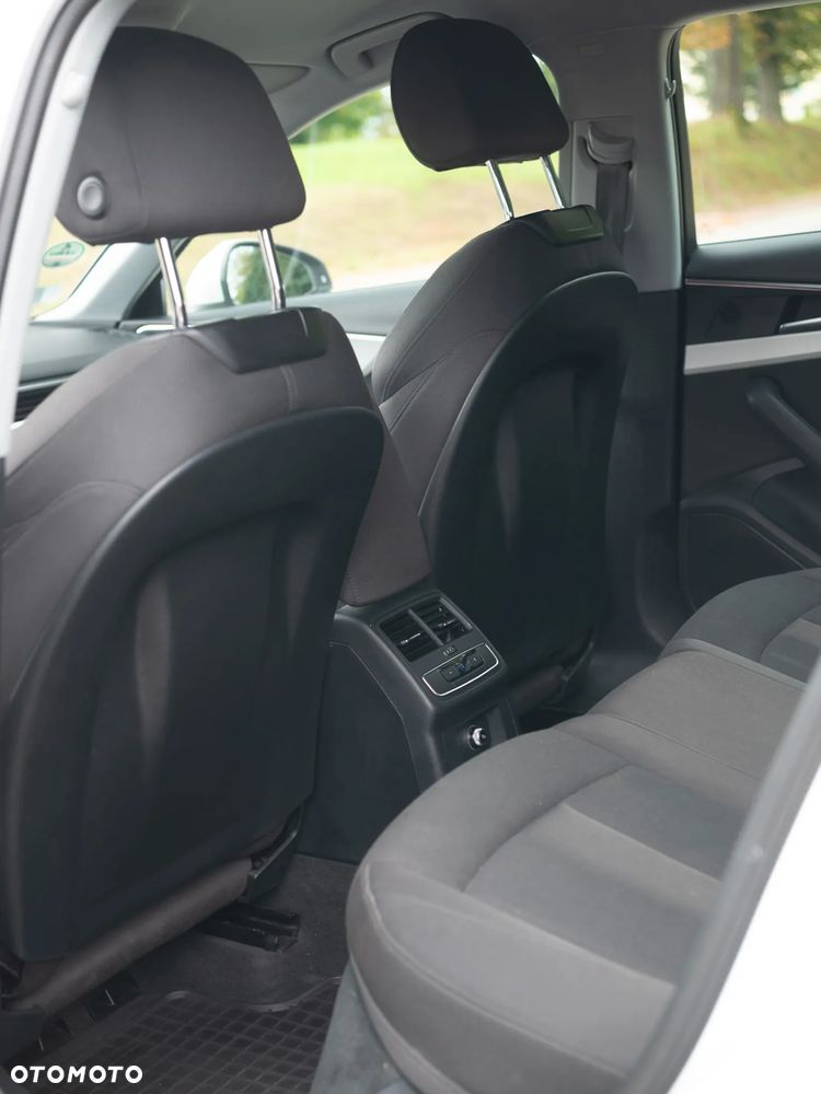 Audi A4 Avant 35 TDI mHEV Advanced S tronic - 15