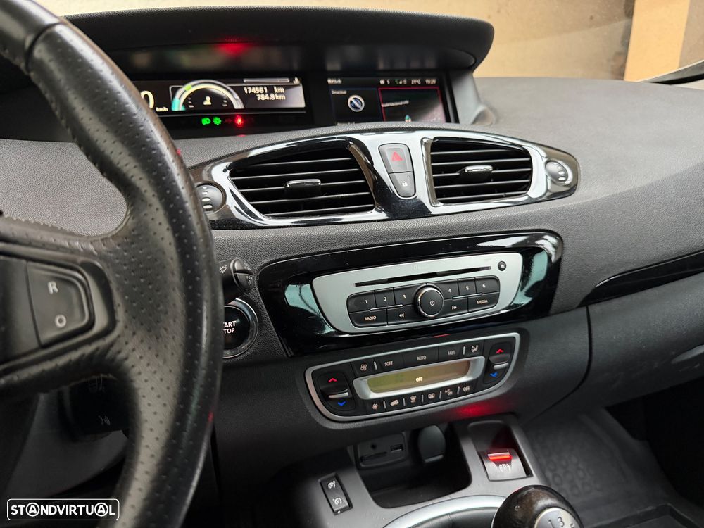 Renault Scénic Energy dCi 110 S&S Bose Edition - 8