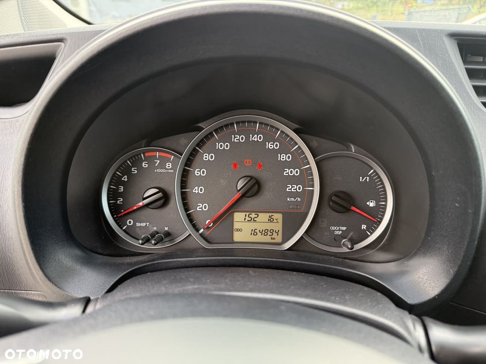 Toyota Yaris 1.0 VVT-i Life - 27