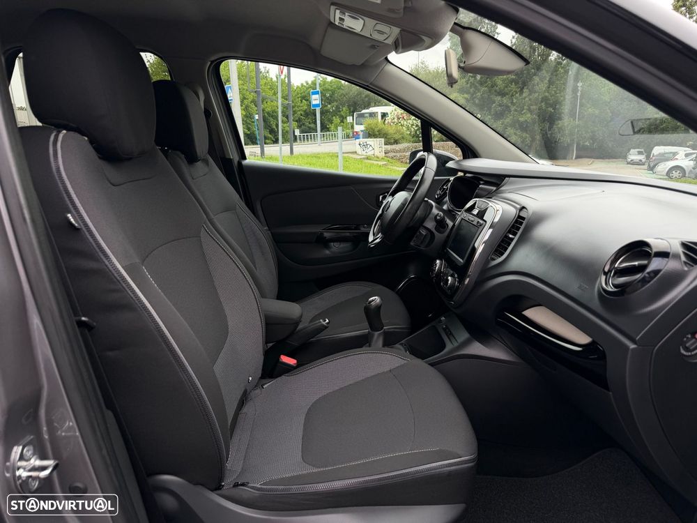 Renault Captur 1.5 dCi Exclusive - 35
