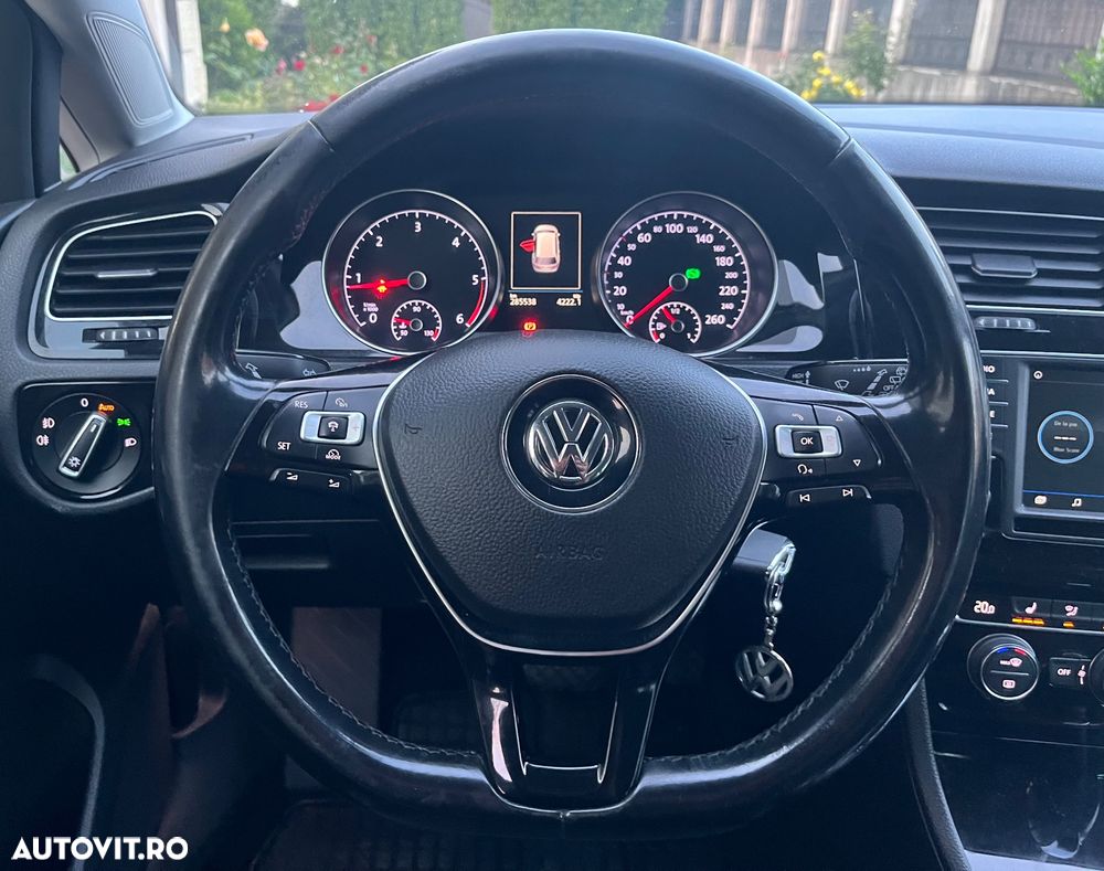 Volkswagen Golf 1.6 TDI BlueMotion Technology DSG Trendline - 18