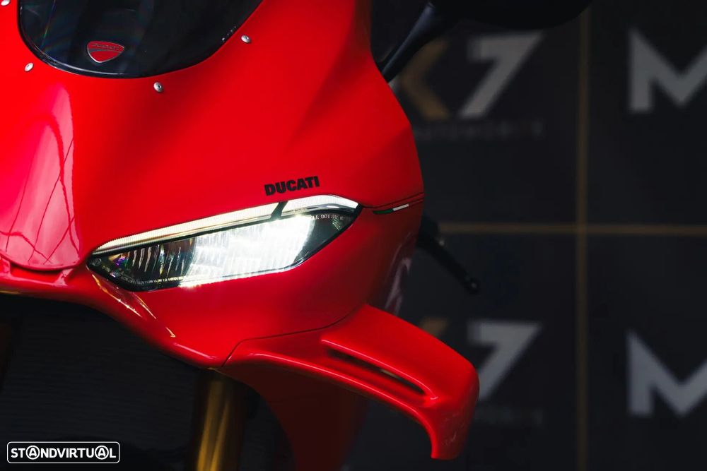 Ducati Panigale V4 S - 7