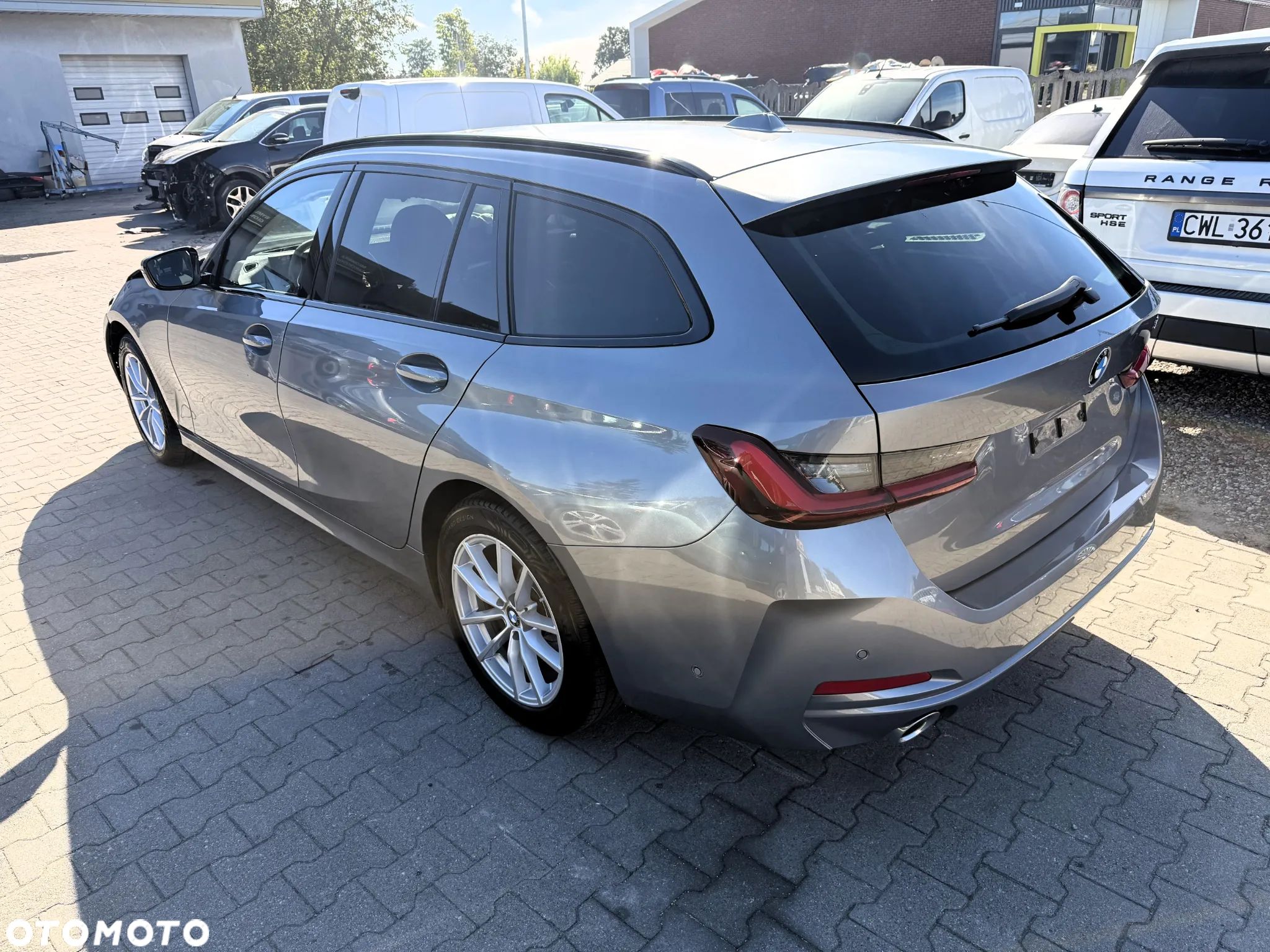 BMW Seria 3 318i Touring Sport Line - 1