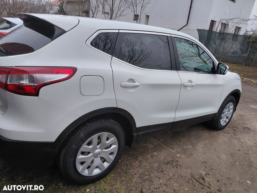 Nissan Qashqai - 2
