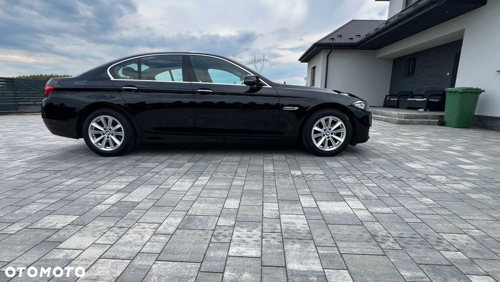 BMW Seria 5 518d - 12