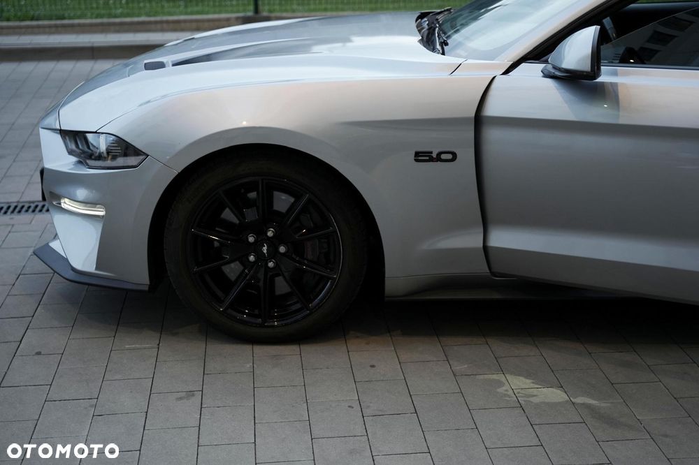 Ford Mustang - 10