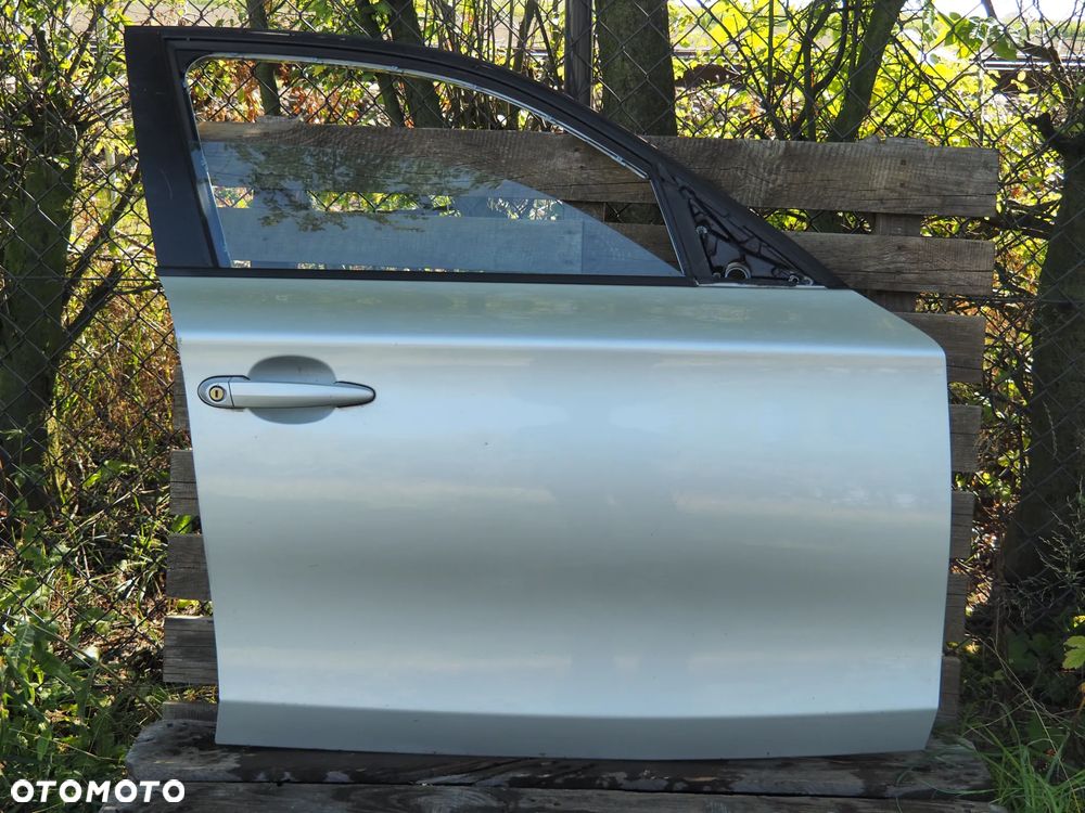 Drzwi przód przednie prawe BMW 1 E87 Titansilber - 1