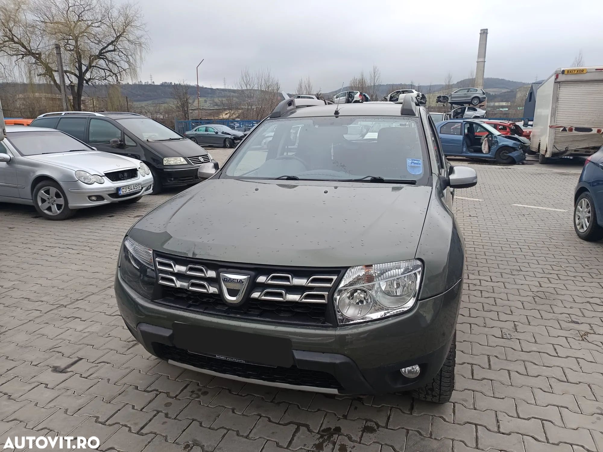 Dezmembram Dacia Duster 2015 1.5 dci 4x4, cutie de viteze manuala - 1