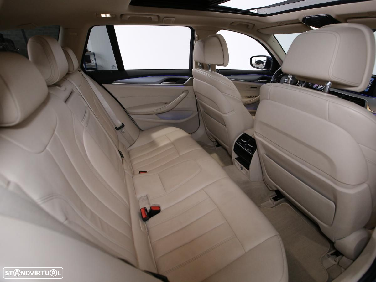BMW 520 - 12