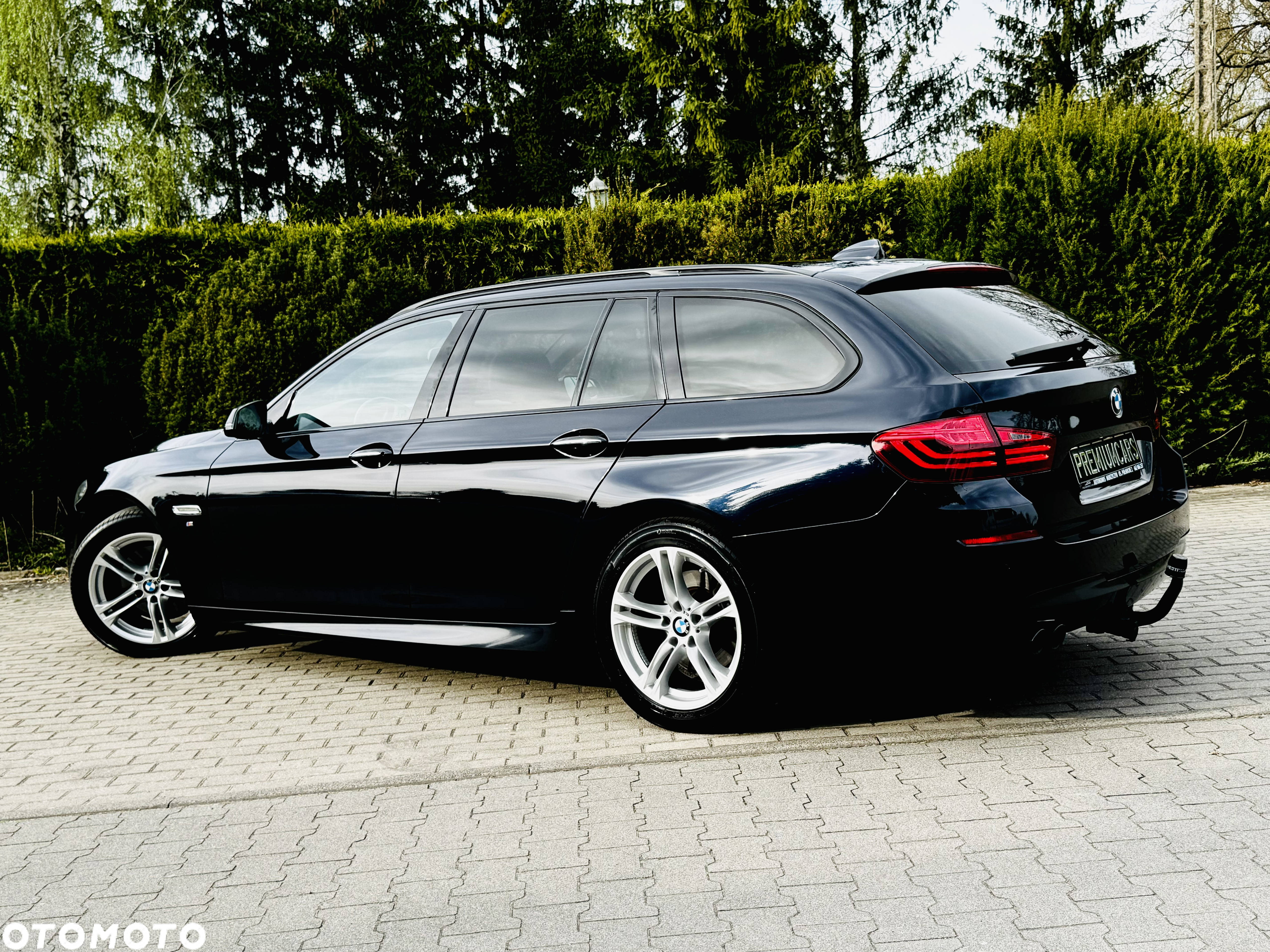 BMW Seria 5 520d Touring M Sport Edition - 17