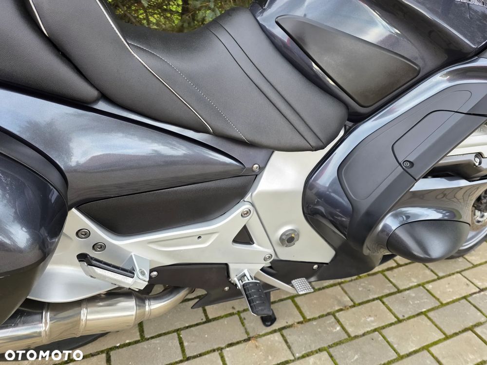Honda ST - 19