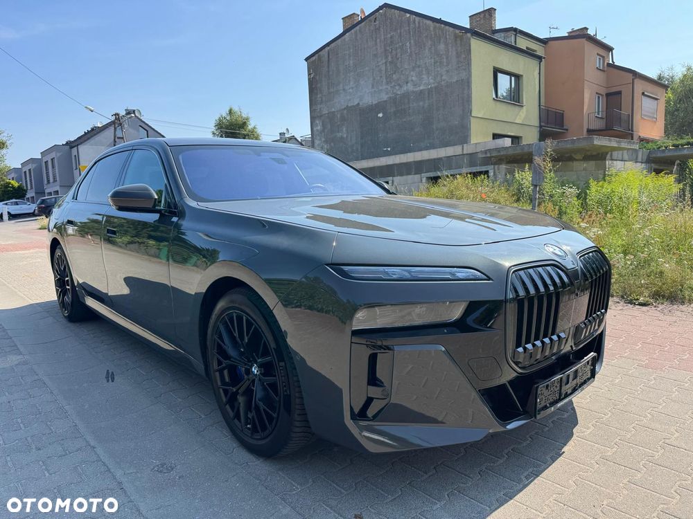 BMW Seria 7 740d xDrive mHEV Individual Edition sport - 7