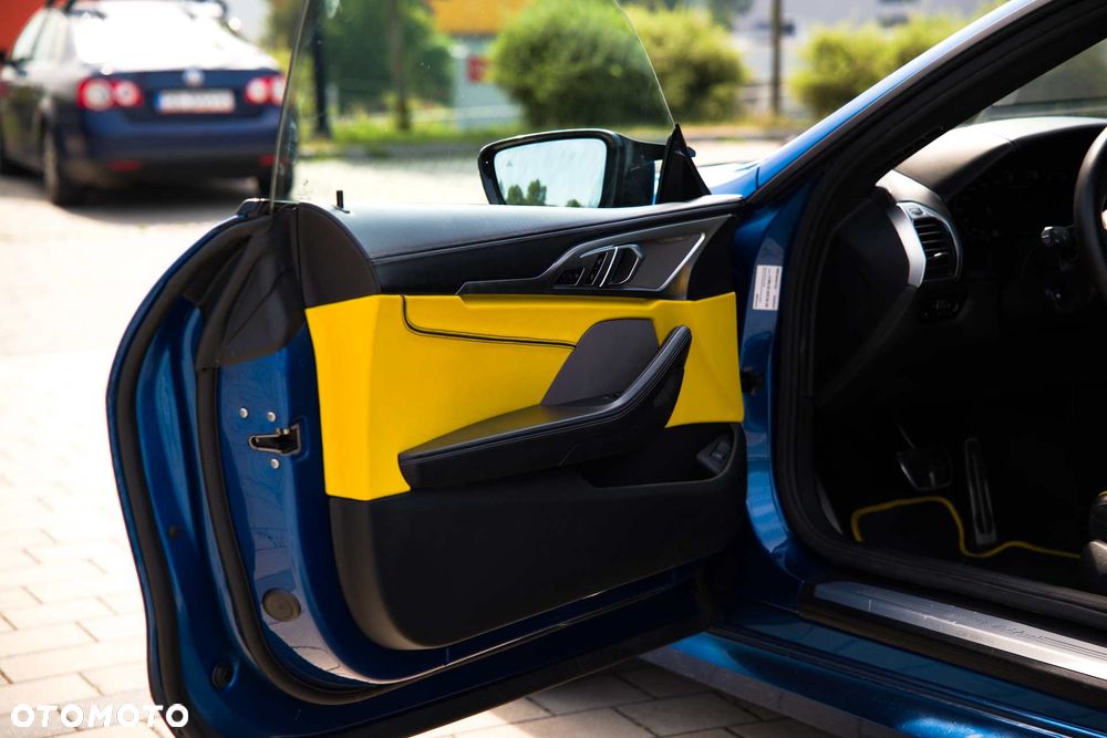 BMW Seria 8 - 15