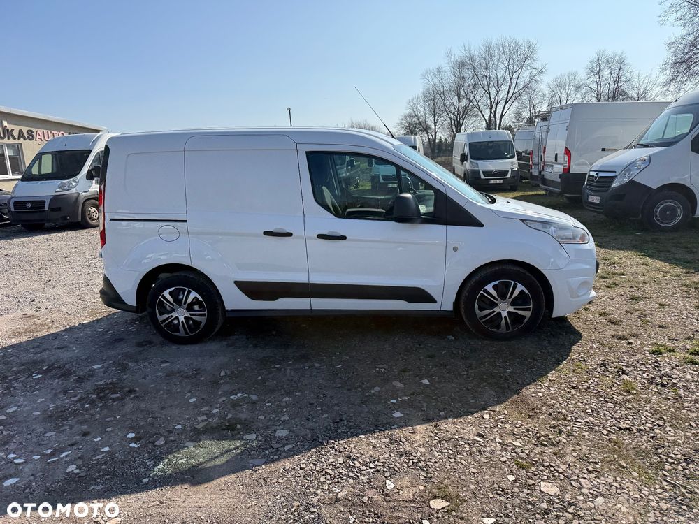 Ford Transit Connect - 4