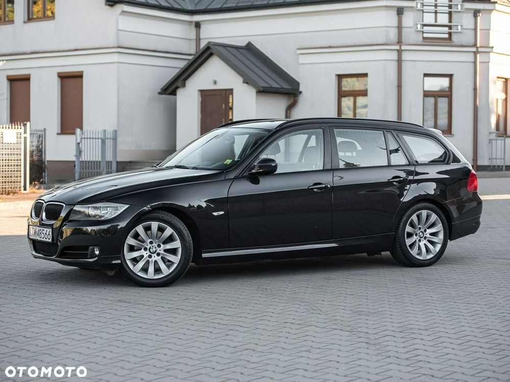 BMW Seria 3 318d Sport Line - 13