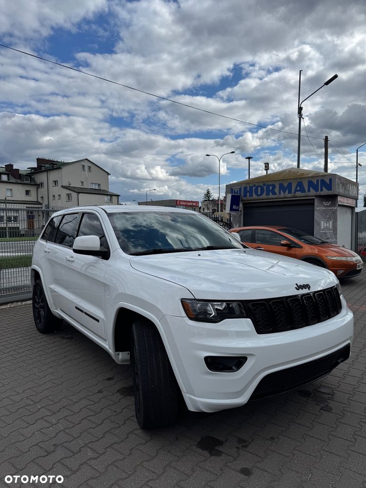 Jeep Grand Cherokee - 5
