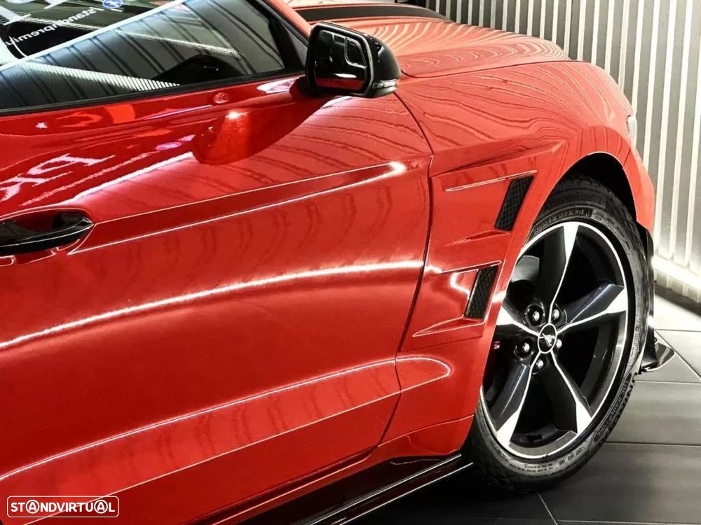 Ford Mustang - 51