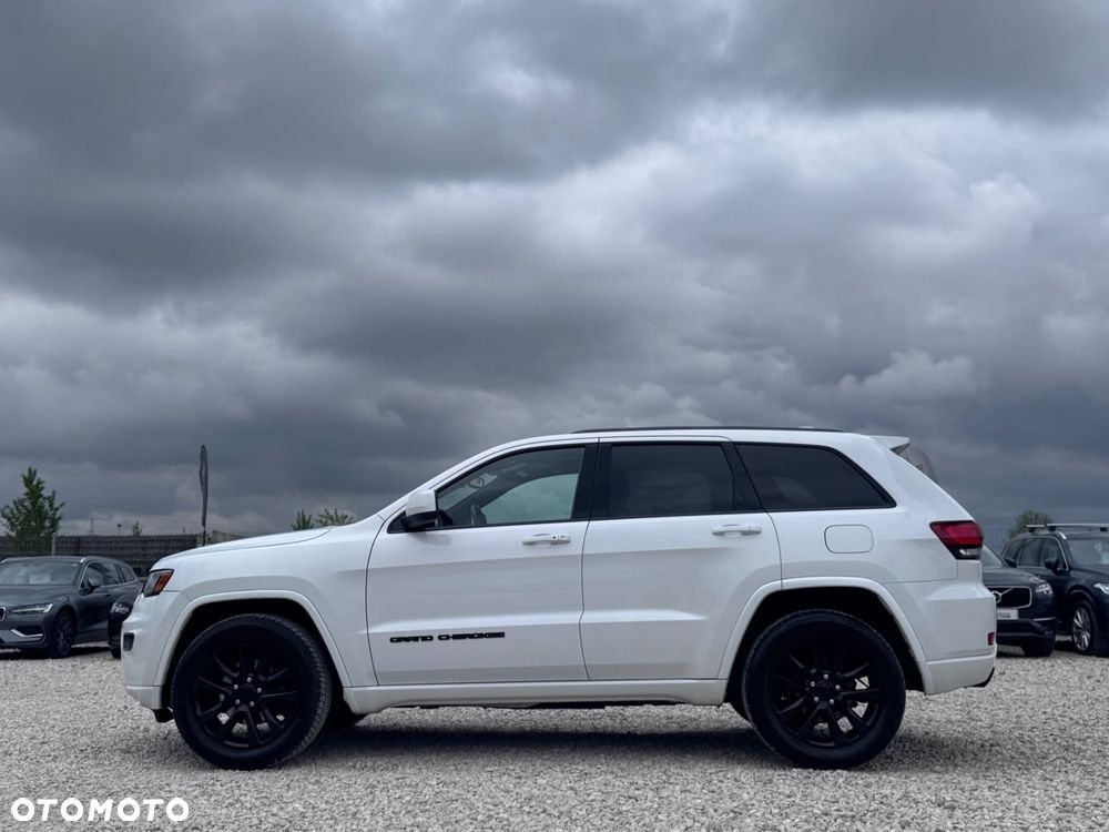 Jeep Grand Cherokee - 8