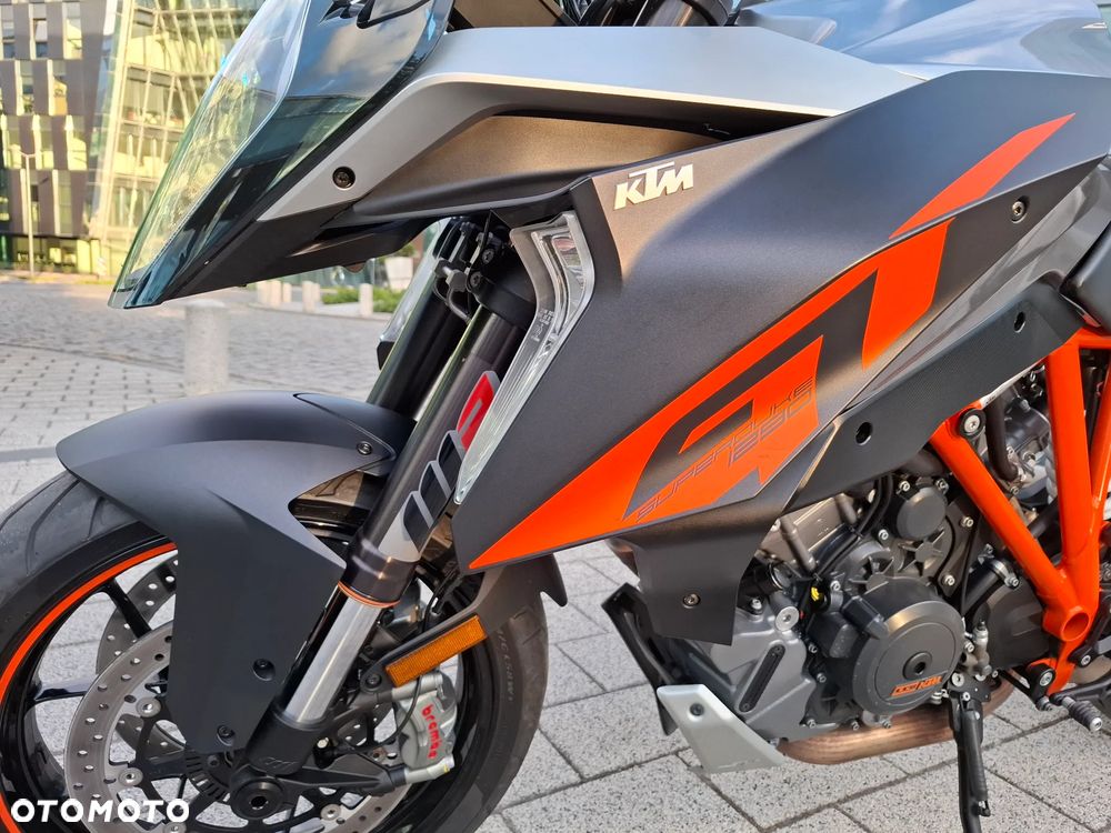 KTM Super Duke - 16