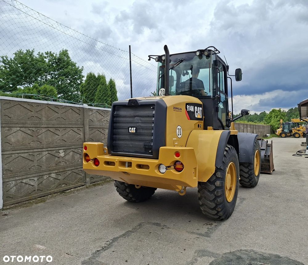 Caterpillar CAT 914 M - 8