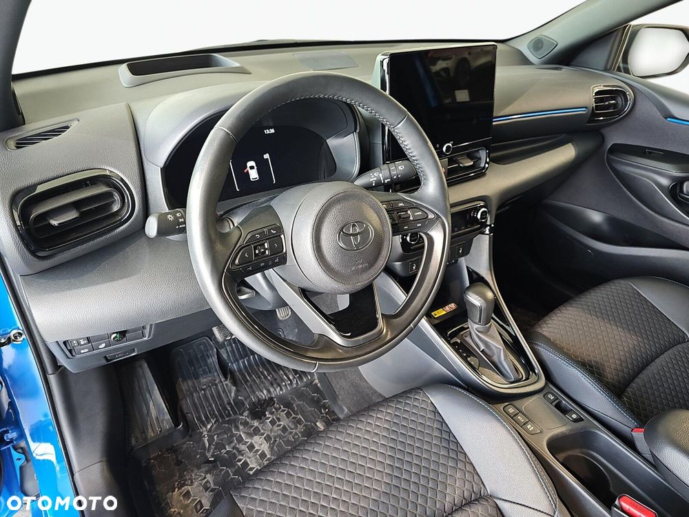 Toyota Yaris - 11