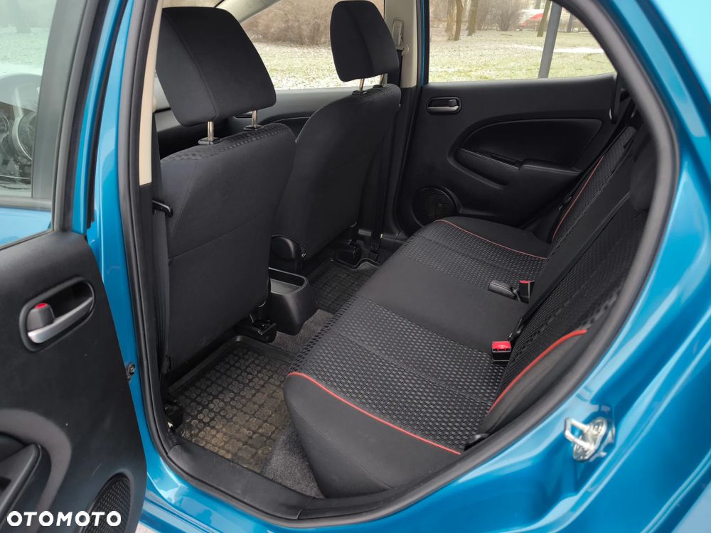 Mazda 2 1.3 Exclusive + - 17